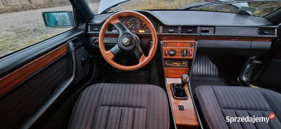 MercedesBenz 230E W124 z 1991 klasyk z duszą Rok produkcji 1991 mazowieckie sprzedam