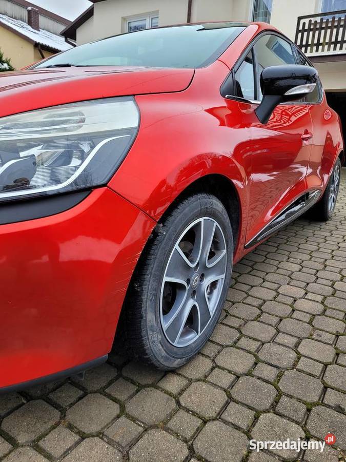 Renault Clio IV 15 dCi 2015 Zadbane osoby Rok produkcji 2015 Kielce