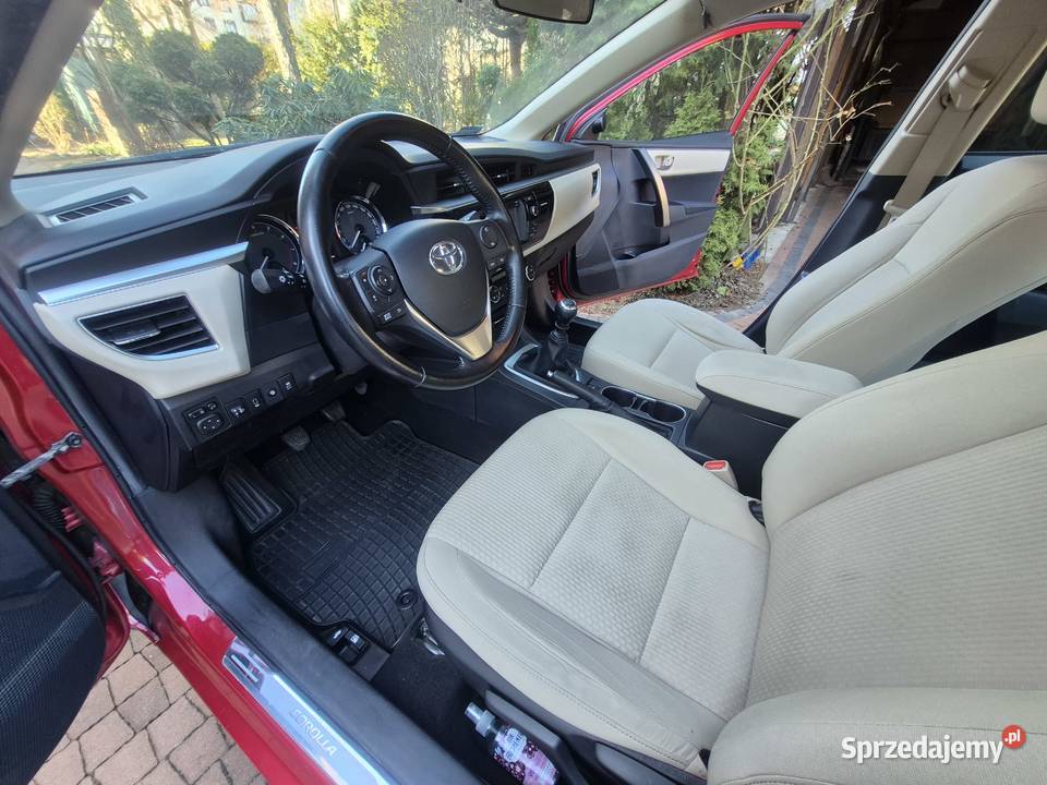 Toyota Corolla 16 VVTi benzyna132 Seria E16 Corolla mazowieckie Warszawa