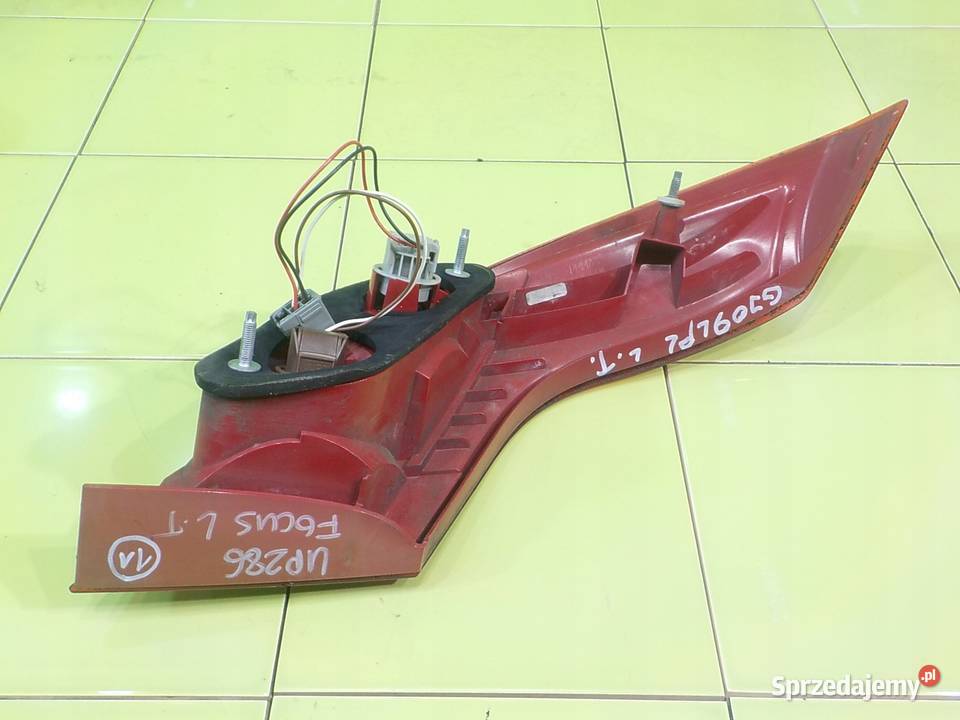 FORD FOCUS MK2 LIFT 20 B 09r CC lampa lewa tyl w Suków sprzedam