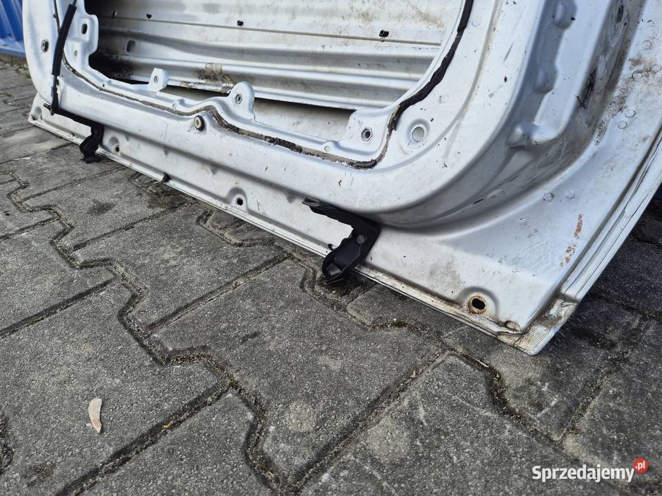 DRZWI PRZÓD LEWY PRZEDNIE LEWE VW PASSAT B5 FL osobowe Działoszyce