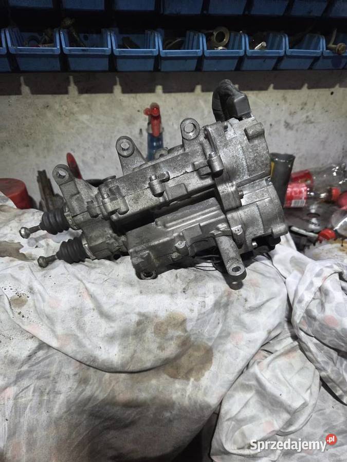 Silownik wysprzeglik skrzyni Ciechanowiec