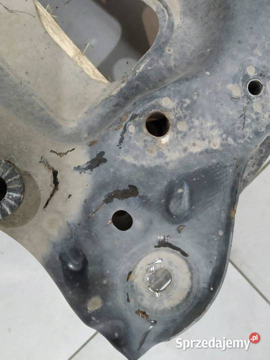 SANKI ZAWIESZENIA PRZÓD 3V Skoda Superb III 2015 Zawieszenie silnika