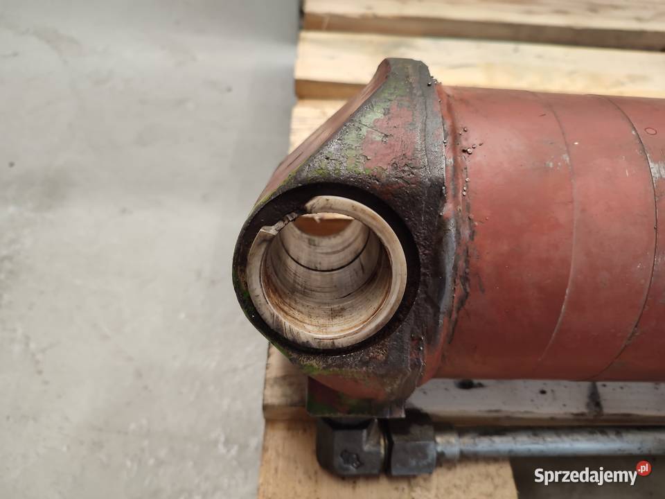 Siłownik MERLO P606 Pozostałe Wilkowo
