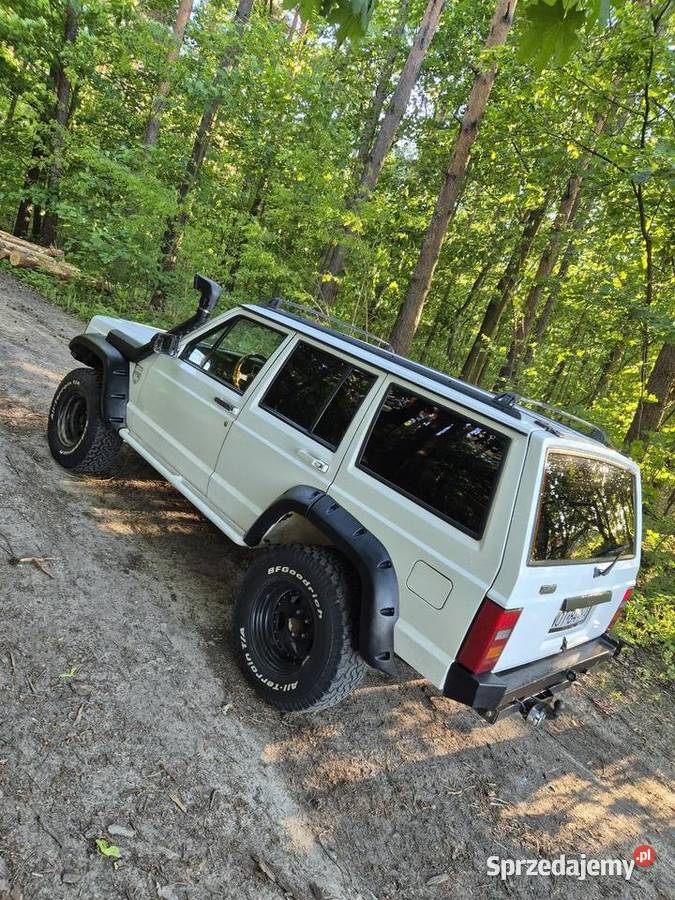 Sprzedam Jeep XJ 40 LPG sprzedam