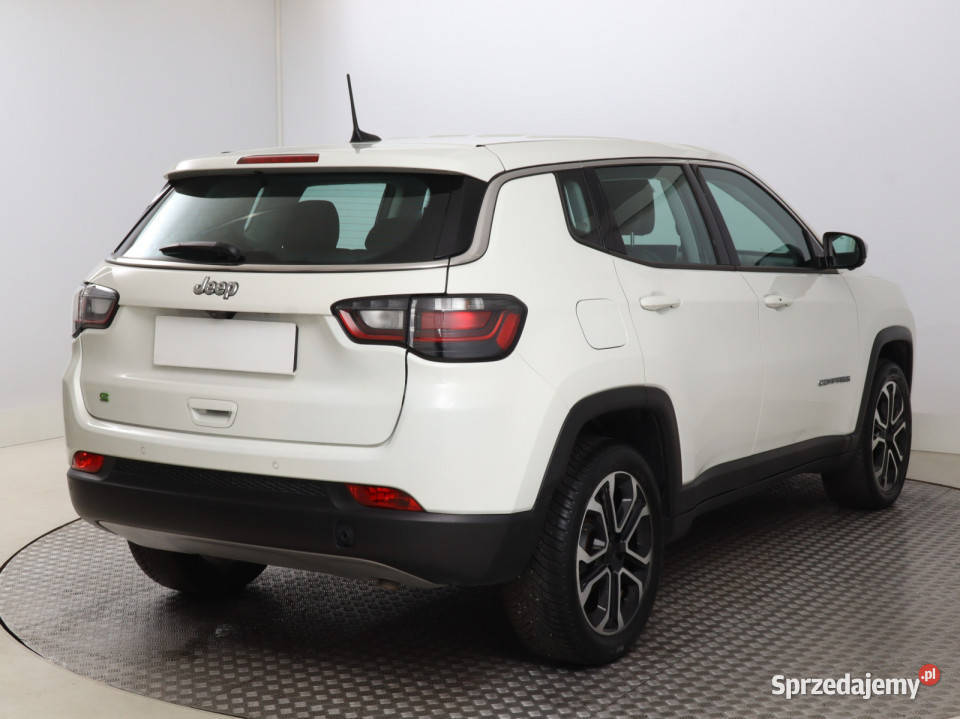 Jeep Compass 15 Turbo eHybrid