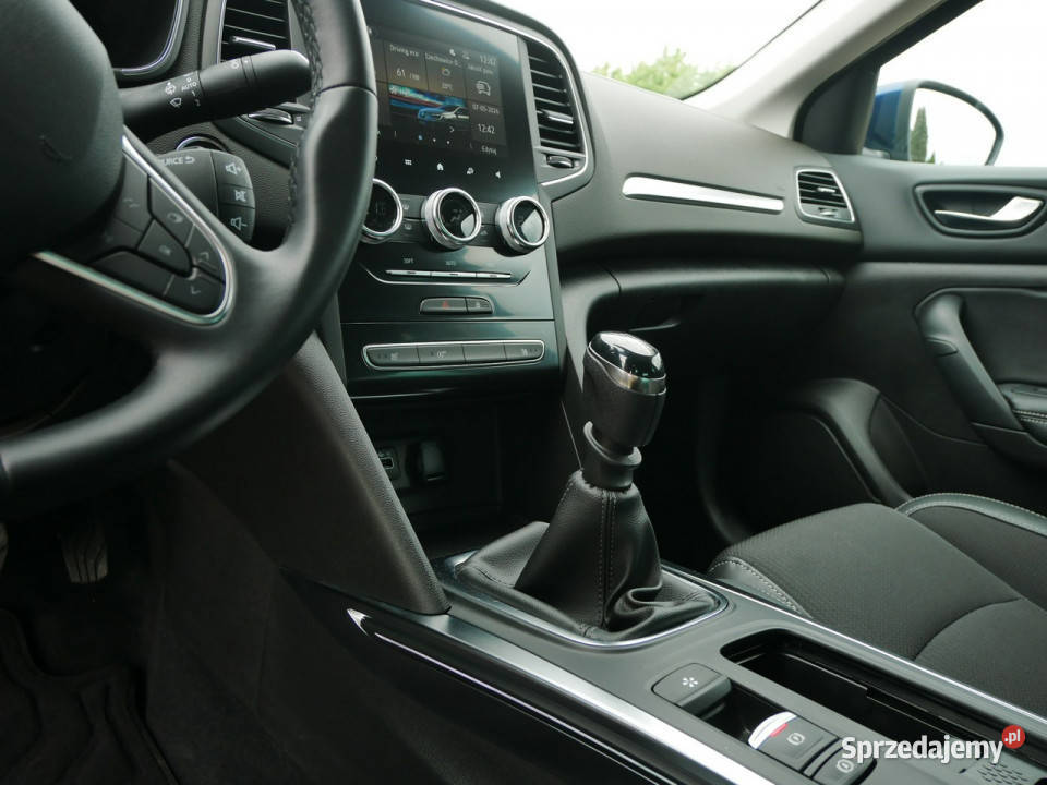 Renault Megane FL 13TCe 140 Eu6 Sedan Techno Rok produkcji 2024 Megane śląskie Goczałkowice-Zdrój