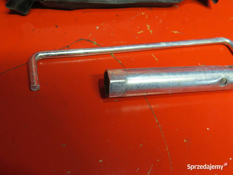 SUZUKI BURGMAN K7 200 125 150 narzędziówka Pozostałe Warszawa