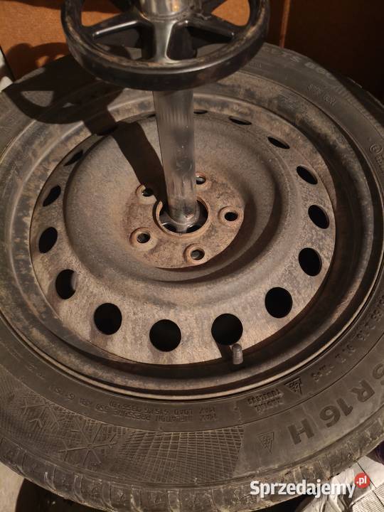 Koła stalowe z oponami zimowymi Toyota Corolla Warszawa sprzedam