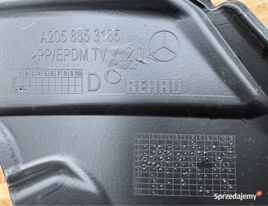 Ślizg mocowanie stelaż zderzaka przód lewy w205 Sieraków sprzedam
