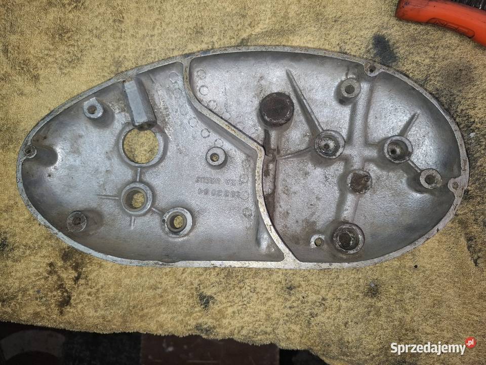 Junak M07 pokrywa dekiel silnika Pokrywy i osłony silnika Ruda Śląska