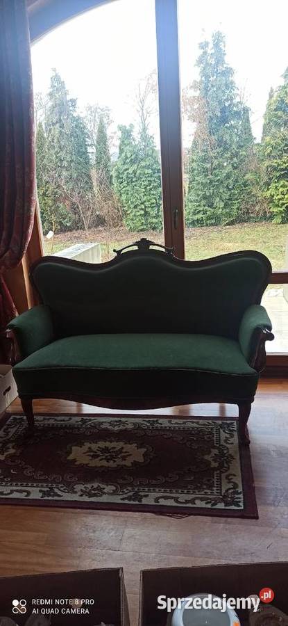 Sofa W stylu Ludwika XIX w Welurowa tapicerka Meble Gdańsk