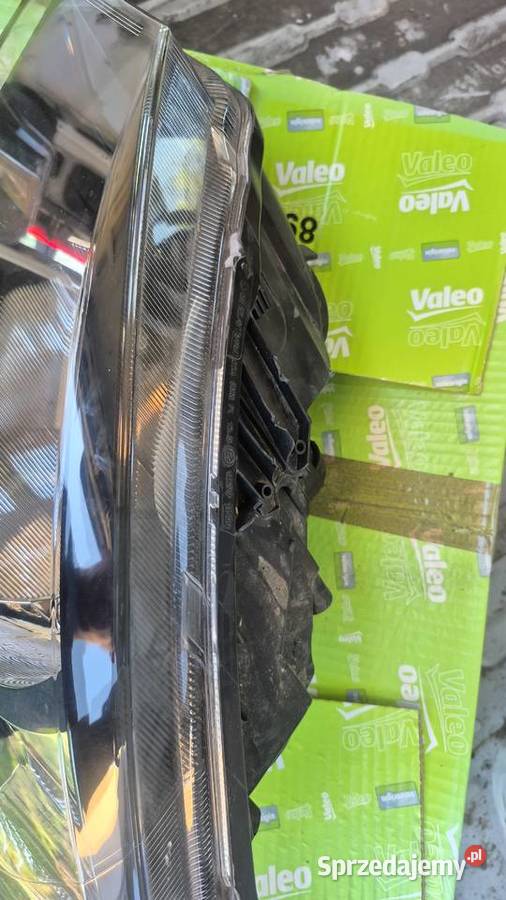 Lampy przód skoda fabia 3 komplet prawa lewa Lampy przednie Myszków
