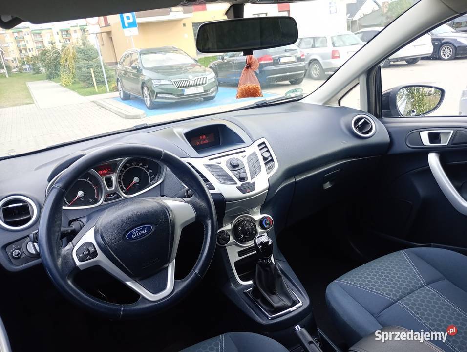Ford Fiesta MK7 16 TDCi hak ISOFIX klima 95KM