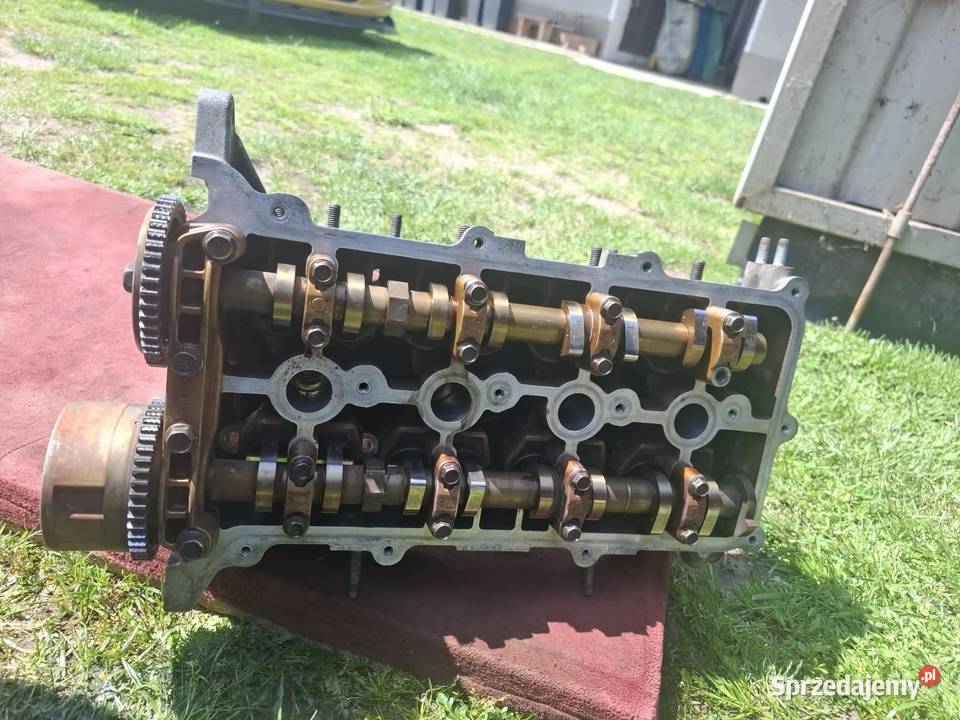 Głowica komplerna z wałkami do Kia Ceed 1 14 16V Mielec