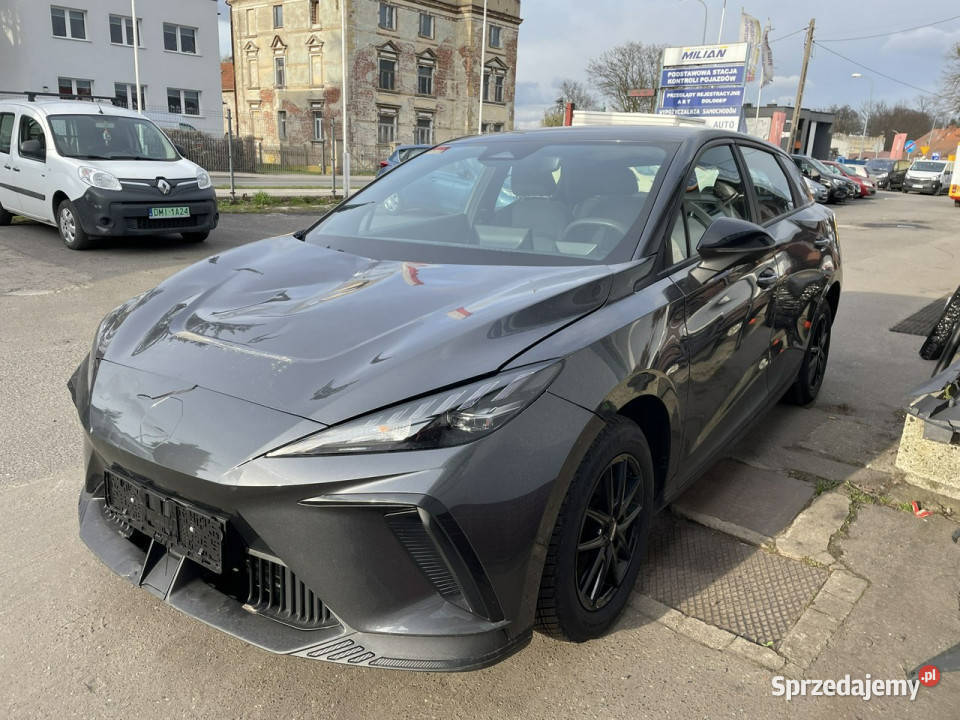 MG 4 MG 4 Electric Elektryk 179 2023 lakier metallic