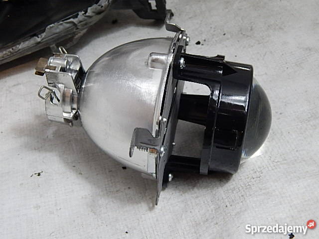 lampy Toyota Avensis T25 naprawa ksenon
