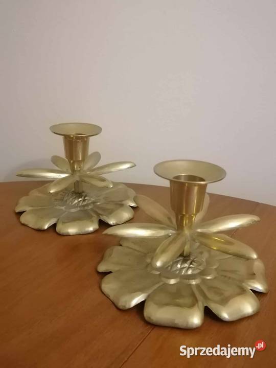 Dwa Masywne Świeczniki Mosiądz Kwiat Lotosu Świeczniki Wałbrzych