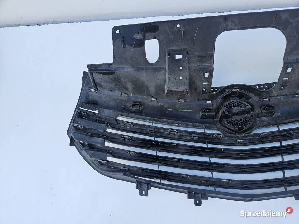 OPEL VIVARO II 2 B GRILL ATRAPA ZDERZAKA PRZÓD wielkopolskie