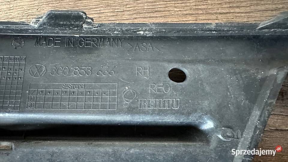VW PASSAT HALOGEN PRAWY Z RAMKĄ 3G0941662G Lampy przeciwmgielne Części samochodowe Gorzów Wielkopolski