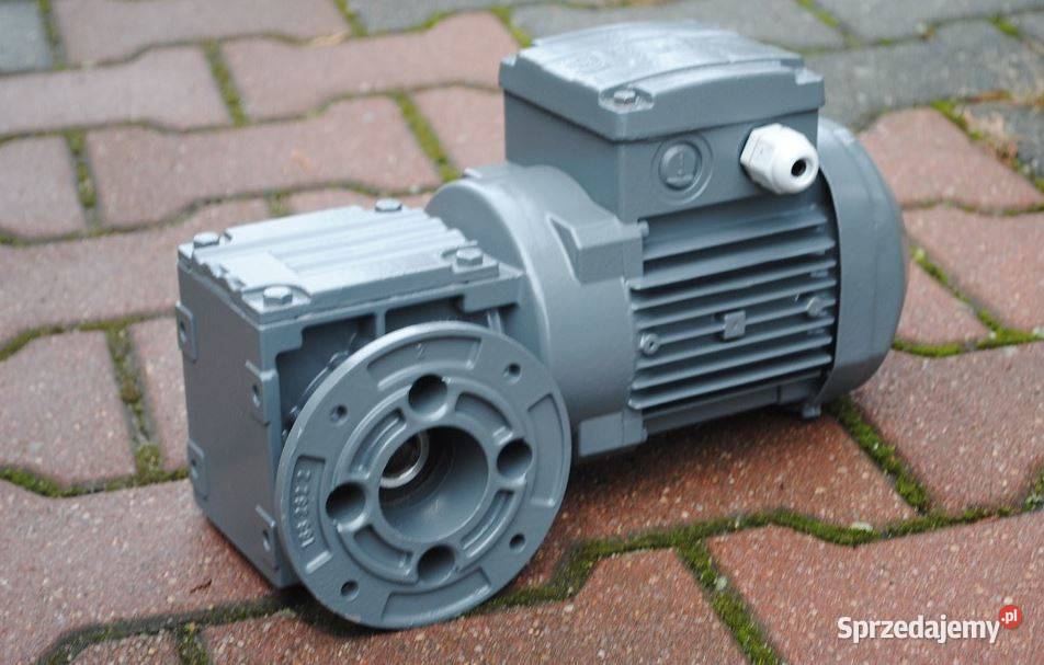 Motoreduktor kątowy 018kw 18obrmin SEW Kargowa