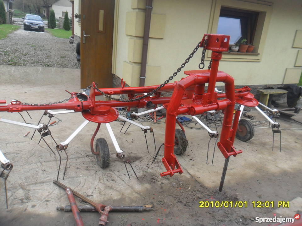 Przetrząsarka do siana karuzelowa Biecz