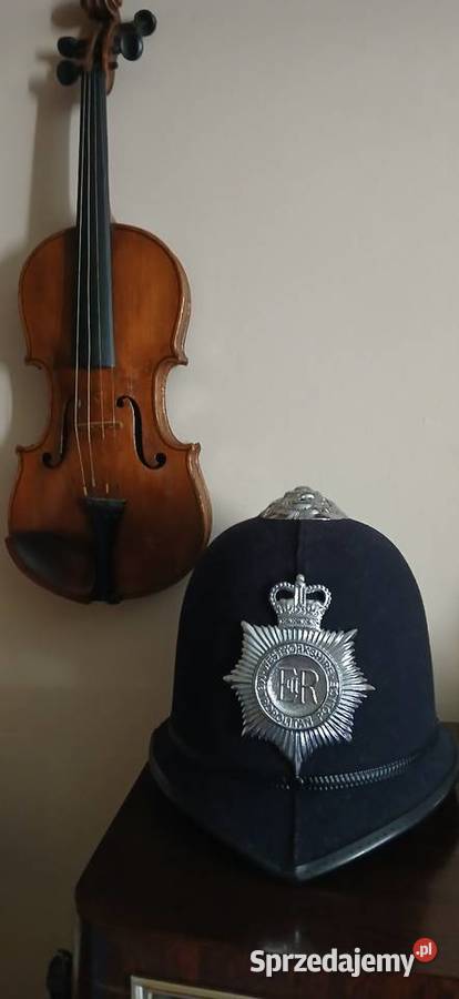 Angielski hełm policyjny Nakrycia głowy Kraków