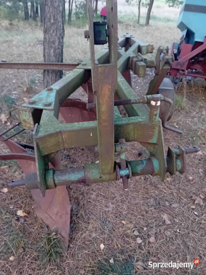 Pługi 4 na wysokiej słupicy odkładnie 40 Ryki