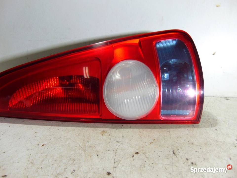 LAMPA PRAWA TYLNA TYŁ RENAULT ESPACE IV