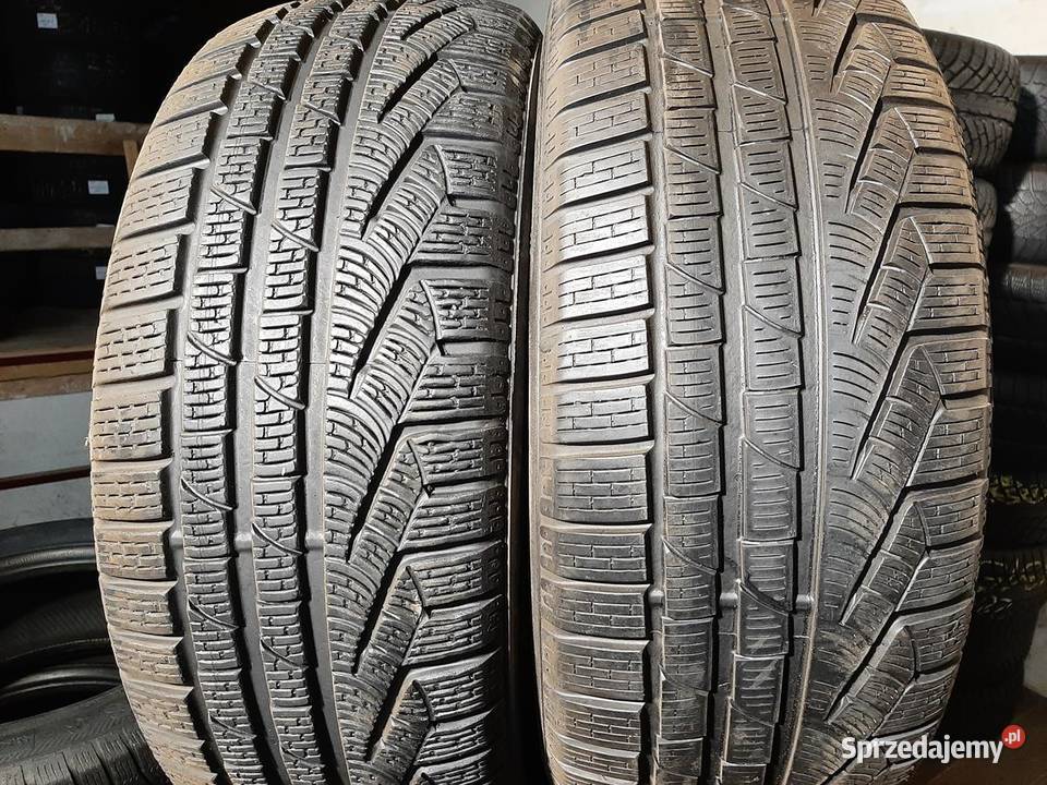 2x Opona UŻYWANA ZIMOWA 24555R17 PIRELLI 169 Zaścianki