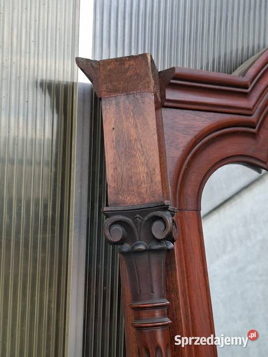 Przedwojenne lustro Poznań