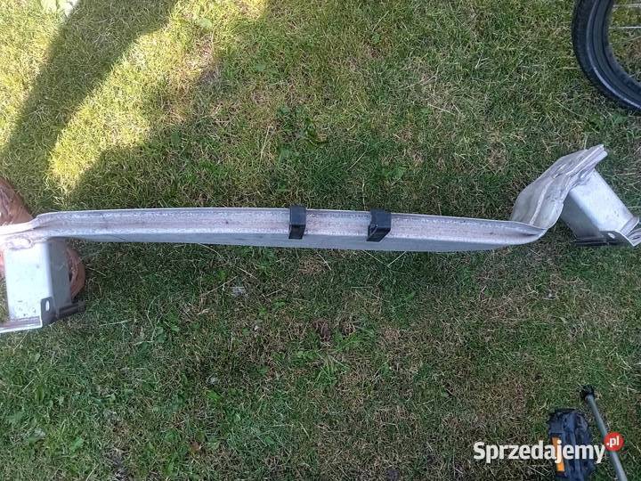 Audi A 1 2010 r Belka zderzaka przedniego osobowe