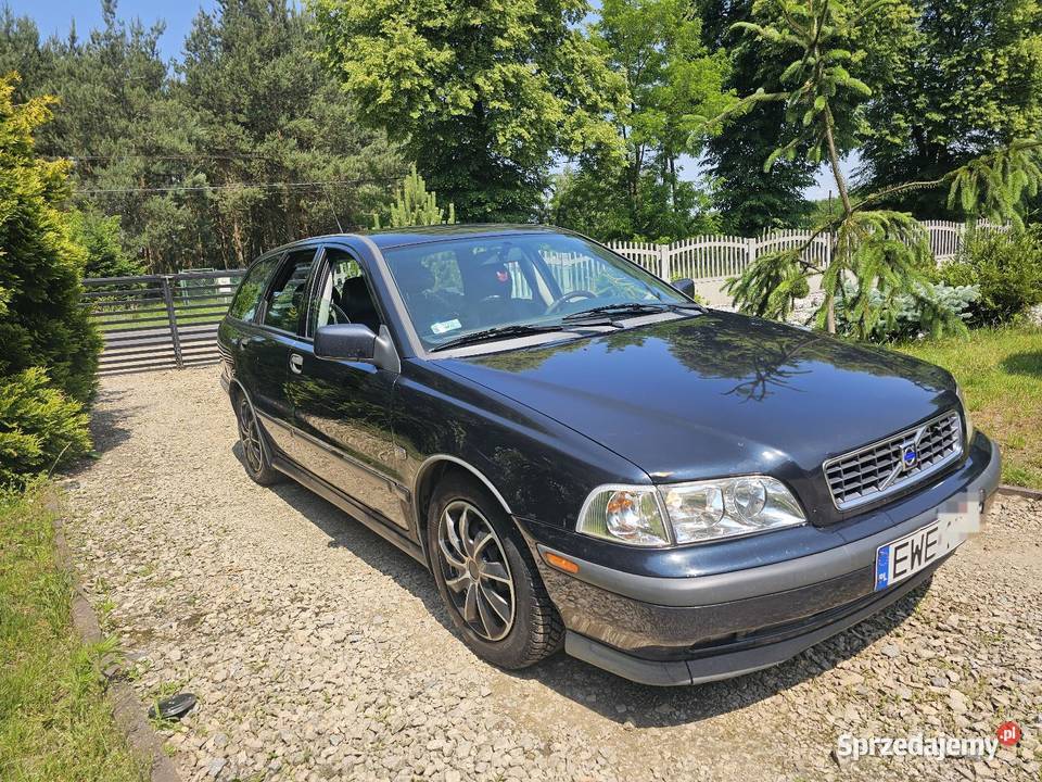 Volvo v40 benzyna gaz lpg hak Chotynin