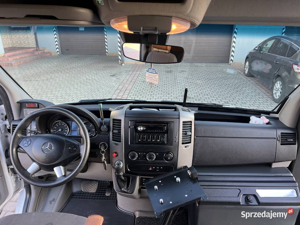 Mercedes Sprinter 516 AUTOBUS 238 miejsc