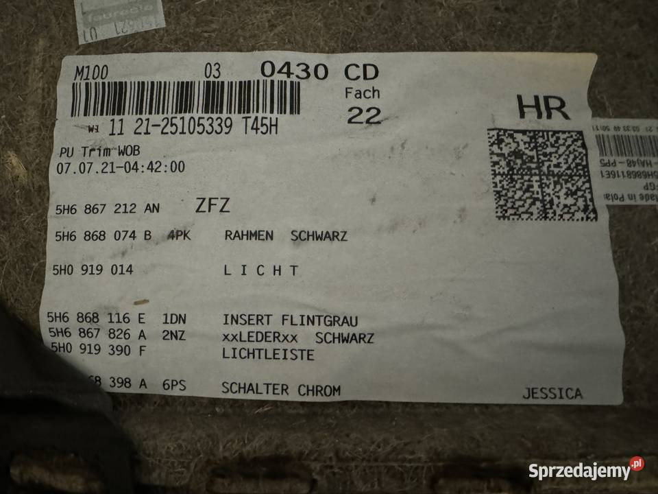 Boczki VW golf VIII HB Kielce sprzedam