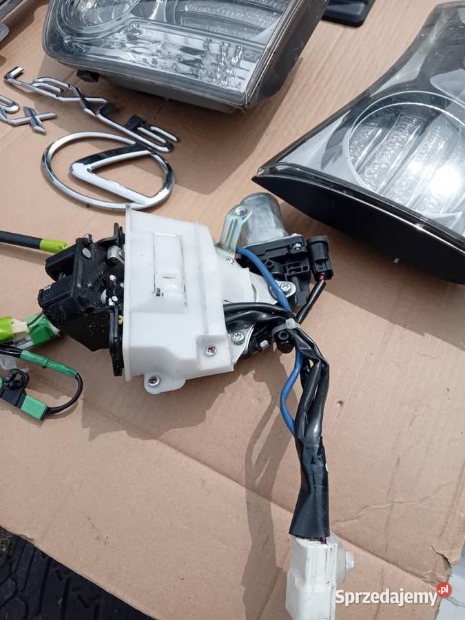 Lexus rx lampa klapy części klapykamerazamek Klapy bagażnika Skarżysko-Kamienna sprzedam