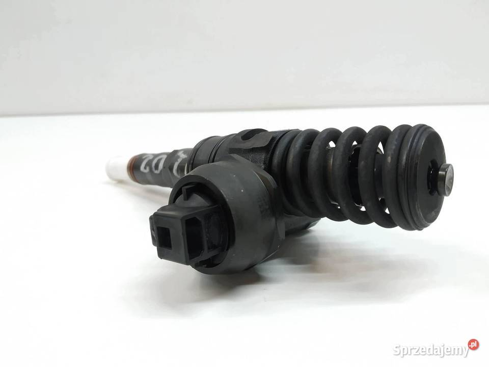 POMPOWTRYSKIWACZ 038130073AG 19 TDI Seat Cordoba