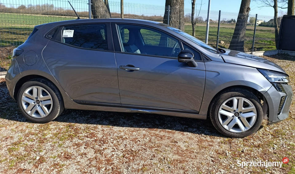 Renault Clio 10i Gaz VI 2025 Rok produkcji 2025 wielkopolskie