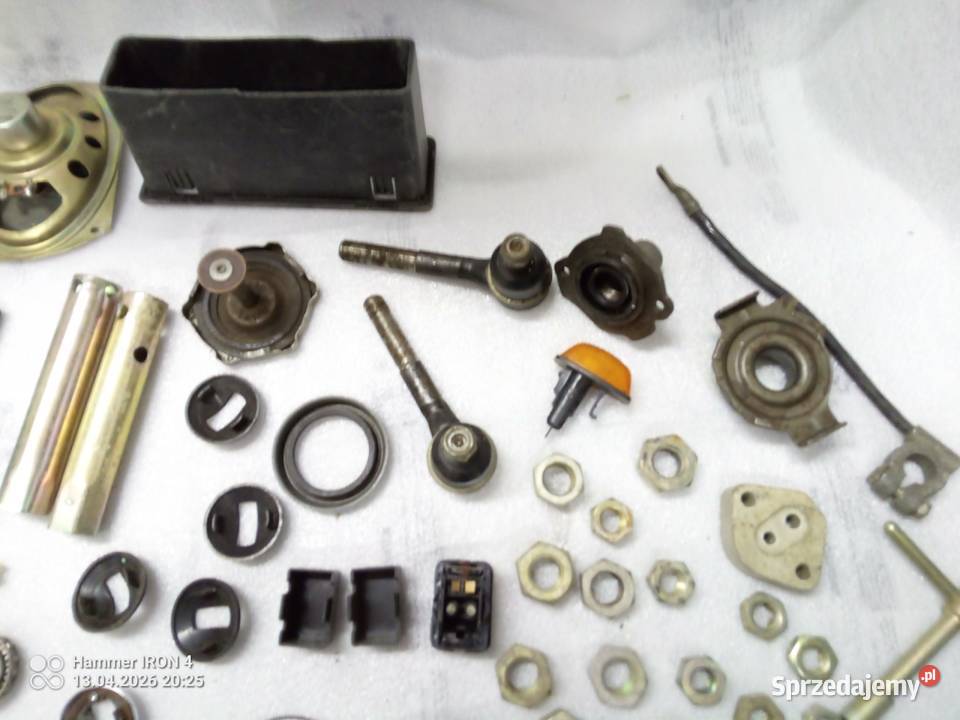 Fiat 126p Maluch FSM zestaw części auto PRL Przemyśl