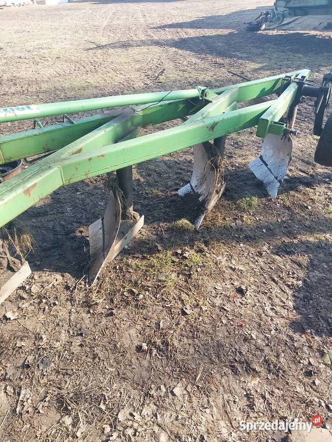 Pług zagonowy cztero skibowy Klonowa