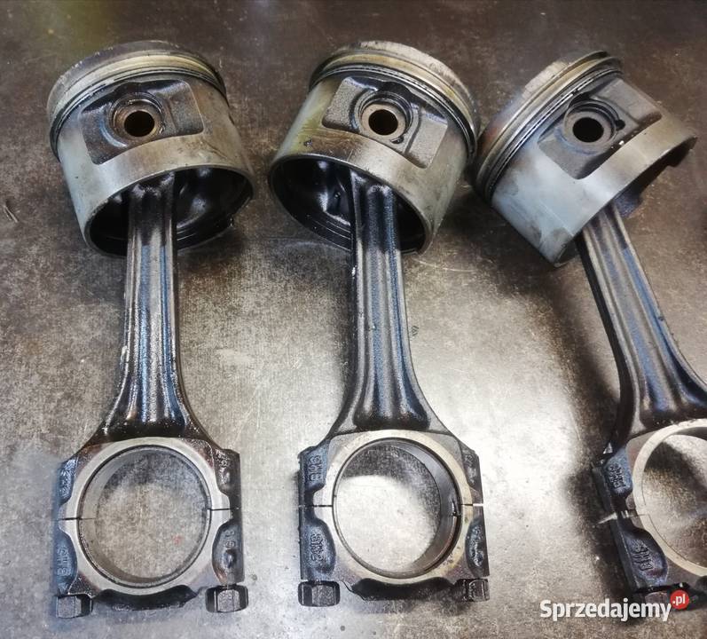 Tłok tłoki korba korbowód korbowody Audi 80 20 osobowe Pozostałe Sanok