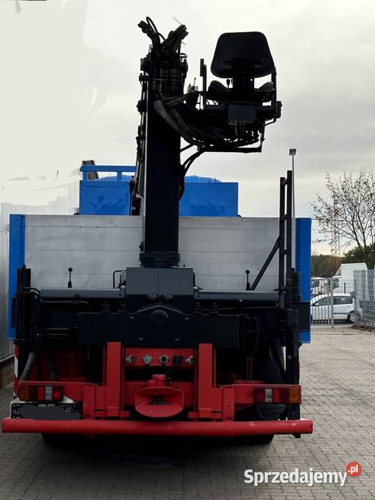 Ciezarowy skrzynia z dzwigiem Scania Warszawa
