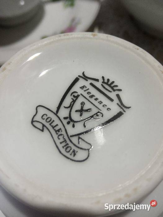 elegancki komplet 6 filiżanek ze spodkami Kraków sprzedam