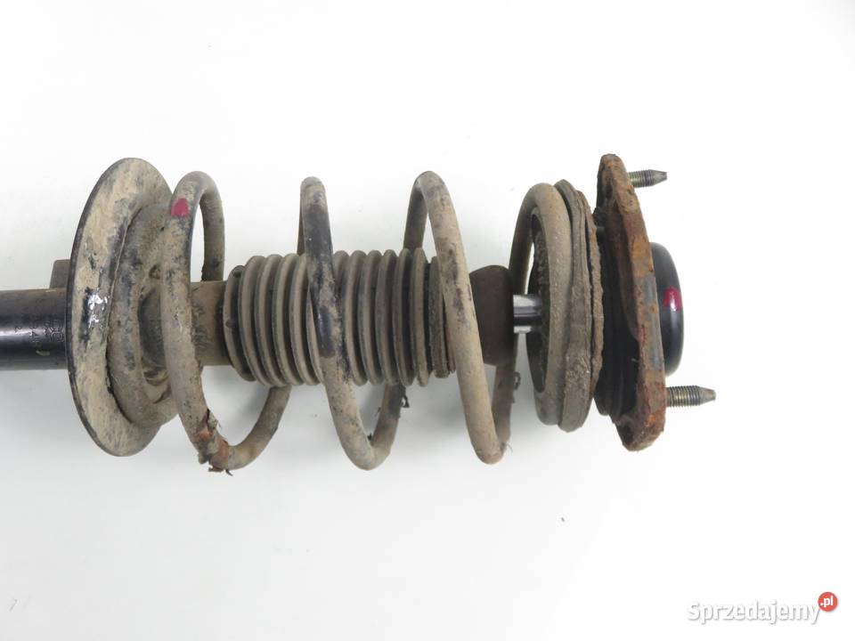 MCPERSON PRAWY PRZEDNI VOLVO V40 I 19 DI