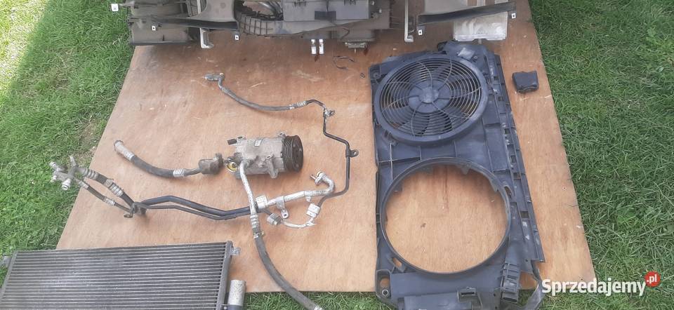 VW CRAFTER kompletna klimatyzacja Kompletne układy Kraśnik