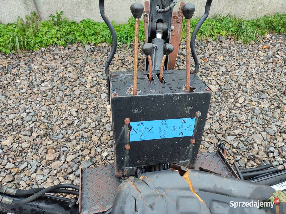 Koparkaramię kopiące do ciągnika nieuszkodzony świętokrzyskie Nowa Słupia