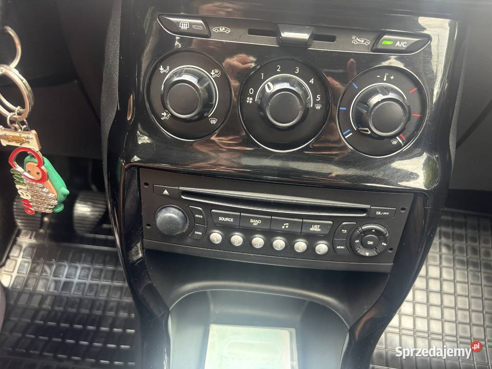 Citroen C3 2015 12 Benzyna Szary Zadbany Łódź
