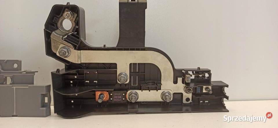 VOLVO V60 CC KLEMA PLUSOWA 32200086