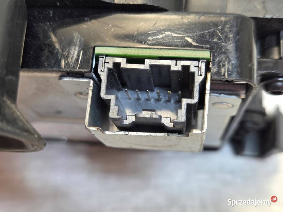 Opel INSIGNIA B MODUŁ STEROWNIK ŁADOWARKA sprzedam