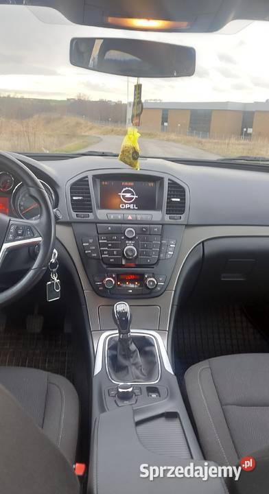 SprzedamOpel Insignia 18 benzyna hatchback 2010r